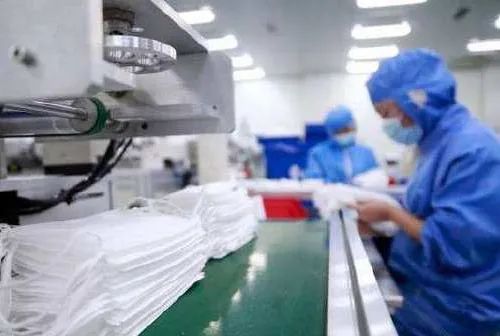 熔噴布價(jià)格暴漲,中間商竟叫價(jià)29萬每噸